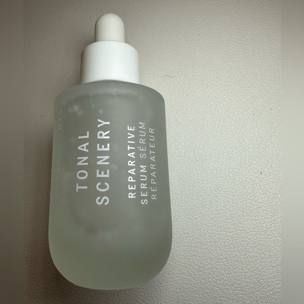 Superegg Tonal Scenery Reparative Serum 20ml/1oz